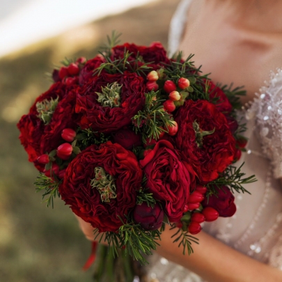 Букет невесты "Красный" фото
