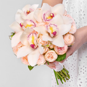 Букет невесты &quot;Роза Бомбастик и Орхидея&quot; фото