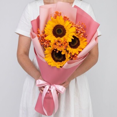 Букет "Подсолнух и Оранжевая Гипсофила" фото