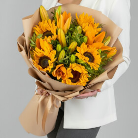 Букет "Подсолнухи и Оранжевая Лилия" фото
