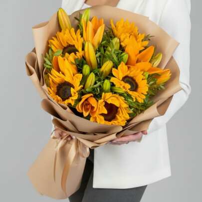 Букет "Подсолнухи и Оранжевая Лилия" фото