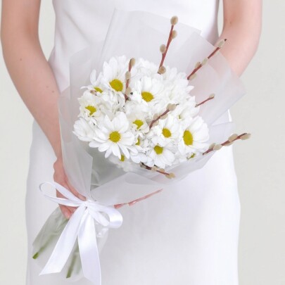 Букет "Верба и Хризантема Кустовая Ромашка" мини фото