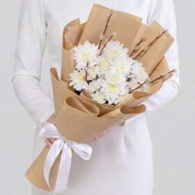 Букет "Верба и Кустовая Хризантема Белая" мини фото