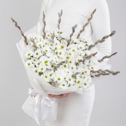 Букет "Верба и Хризантема Кустовая Ромашка" фото