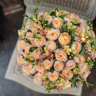 45 Коричневых Пионовидных Роз (50 см.) фото изображение 2