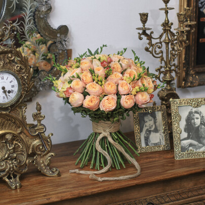 45 Коричневых Пионовидных Роз (50 см.) фото изображение 4