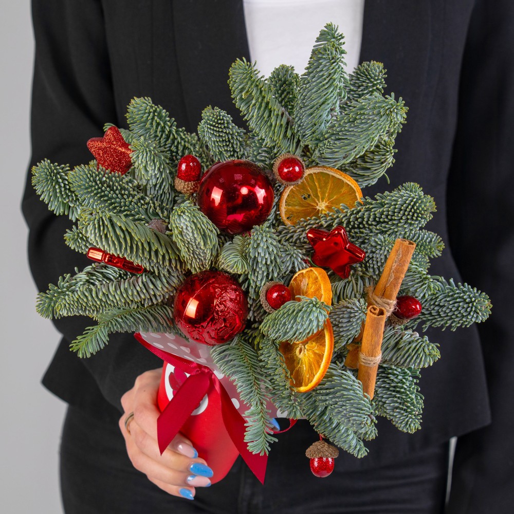 Новогодний букет "Красный" в стаканчике фото