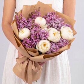Букет "Сирень и Белые Пионы" фото