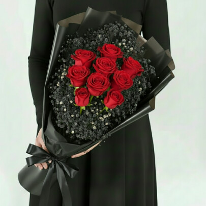 Букет "10 Красных Роз и Черная Гипсофила" фото