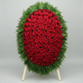Траурный Венок из Розы Красной и Папоротника фото